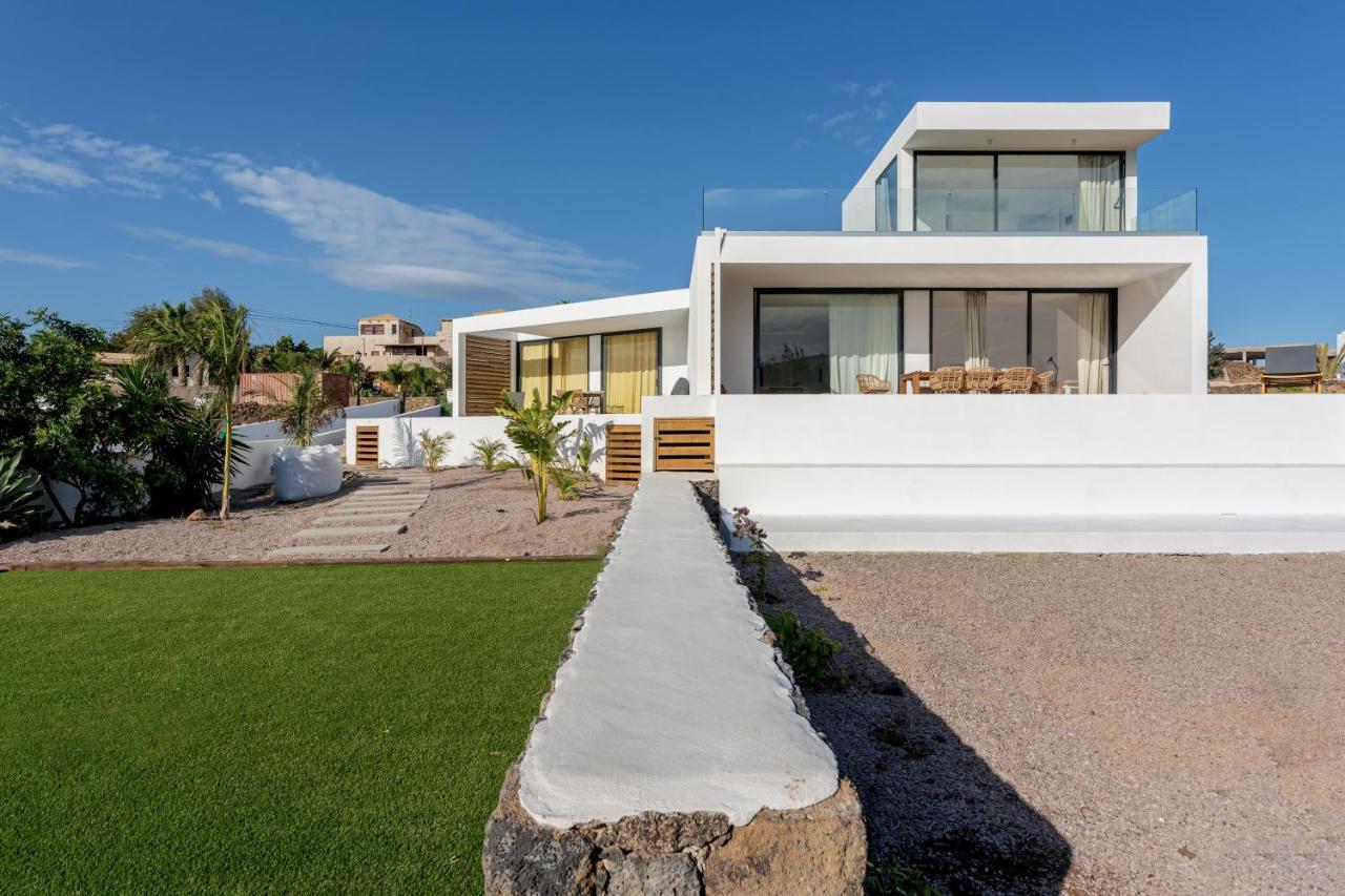 Villa Elena, Luxery Villa With Swimming Pool! Lajares Eksteriør billede